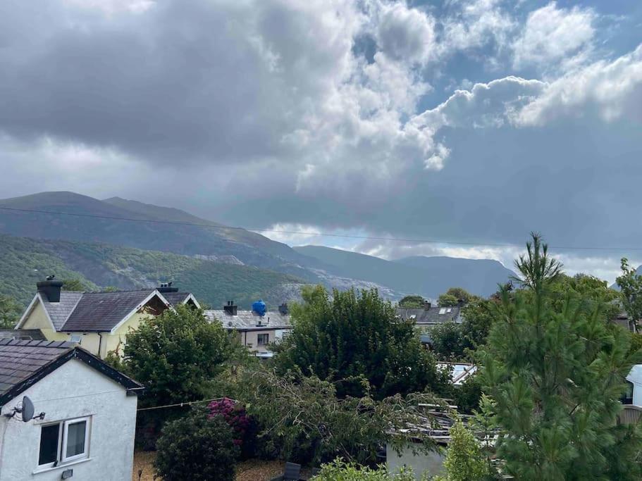 Home In Llanberis Exterior photo